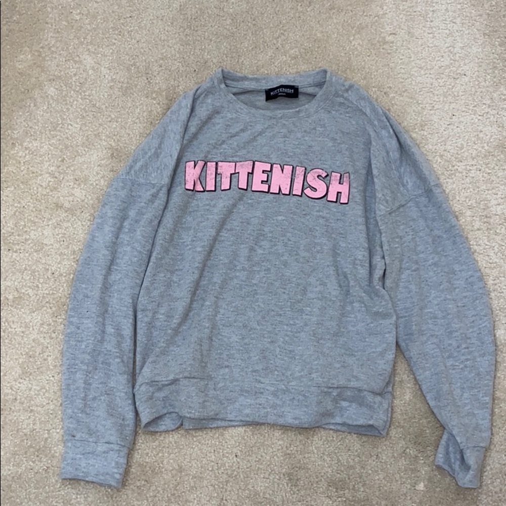 Kittenish crewneck